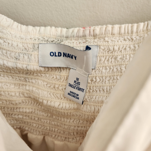 Beautiful double layered floral dress. Size 1x - Picture 2 of 4